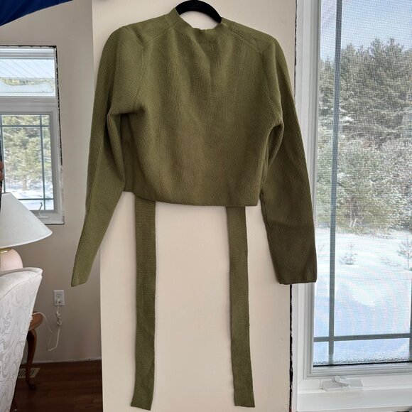 Green long-sleeved cropped sweater with tie -  AmyEnjoyLife - Large - Picture 3 of 6